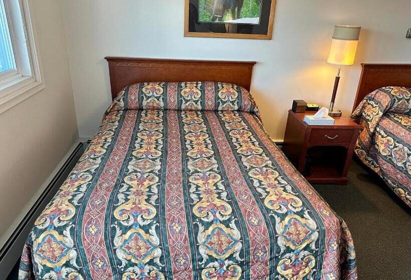 غرفة قياسية رباعية, White River Motel