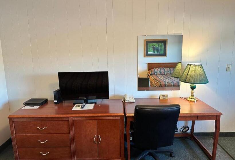 غرفة قياسية رباعية, White River Motel