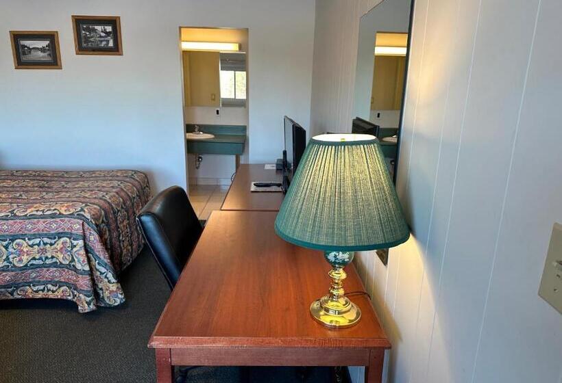 غرفة قياسية رباعية, White River Motel