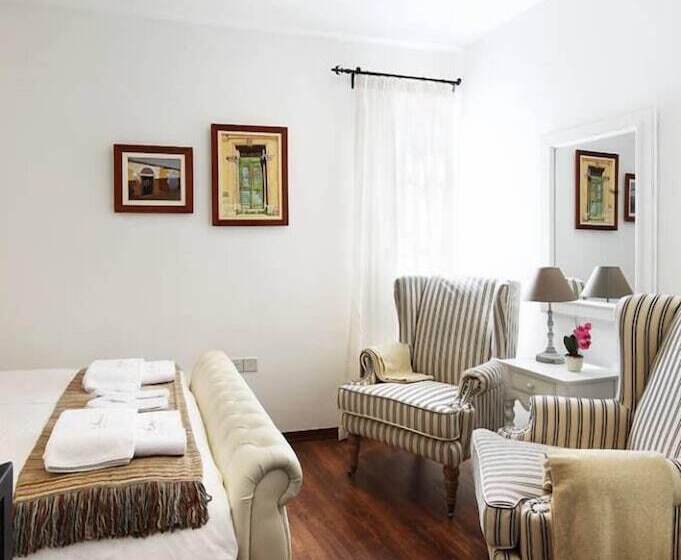 سوییت لوکس, Aristotelio Boutique