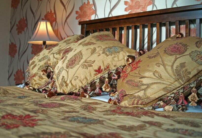 غرفة قياسية, Cornlee