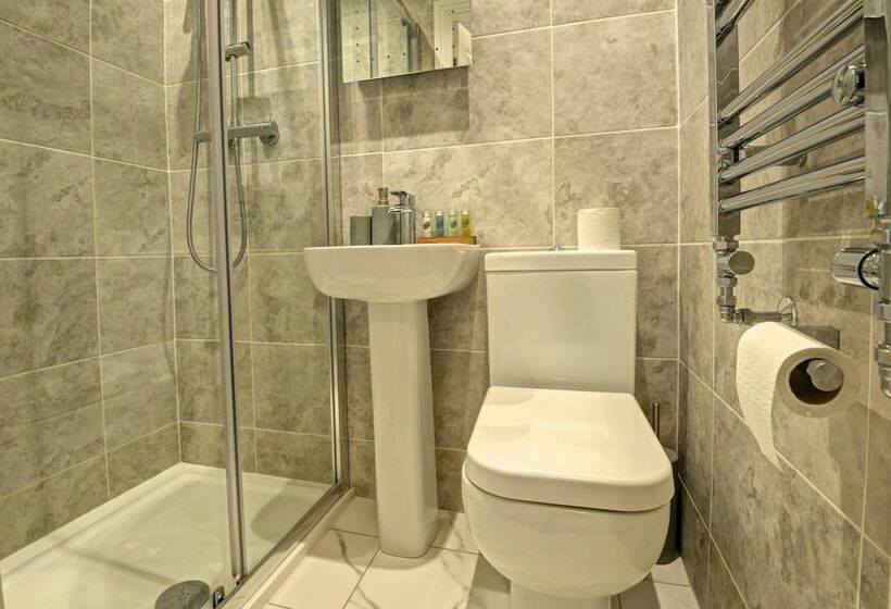 디럭스 룸, Grosmont House