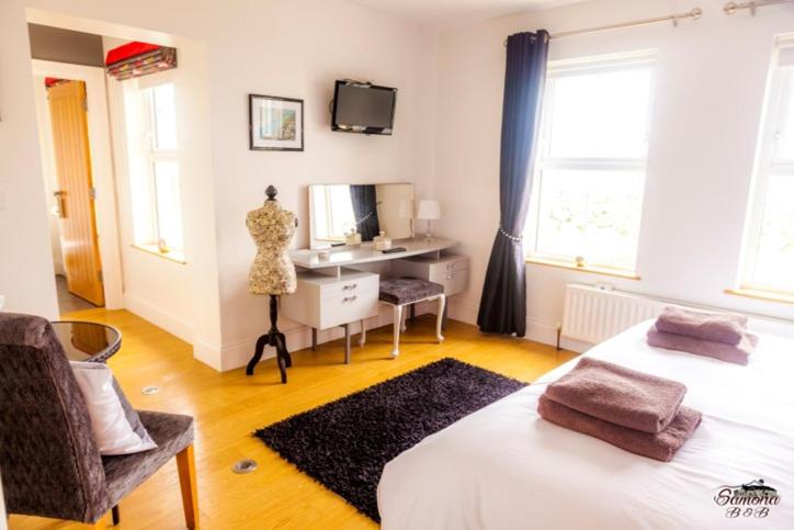 片側に海が見えるデラックスルーム, Samona