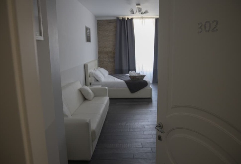 اتاق استاندارد, Arch Rome Suites