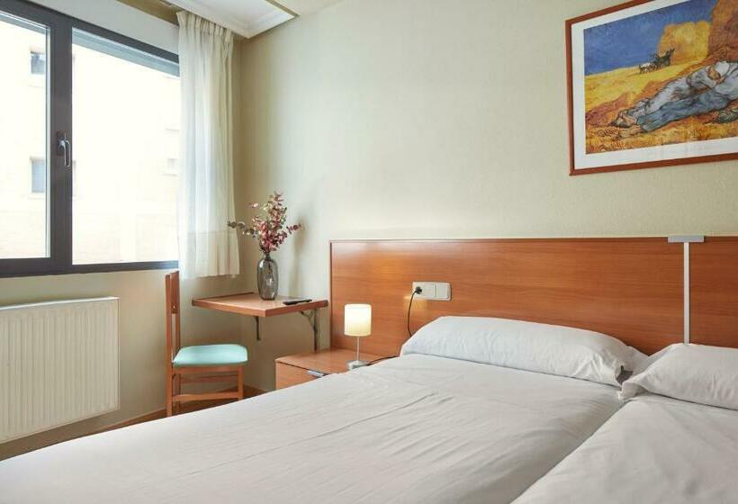 اتاق استاندارد, Iraipe Achuri Auto Check In