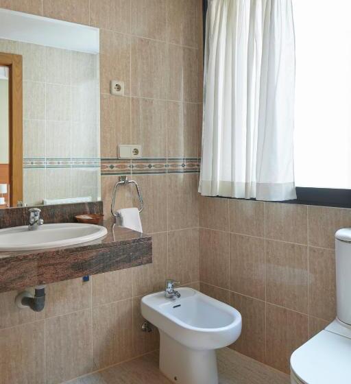 اتاق استاندارد سه نفره, Iraipe Achuri Auto Check In