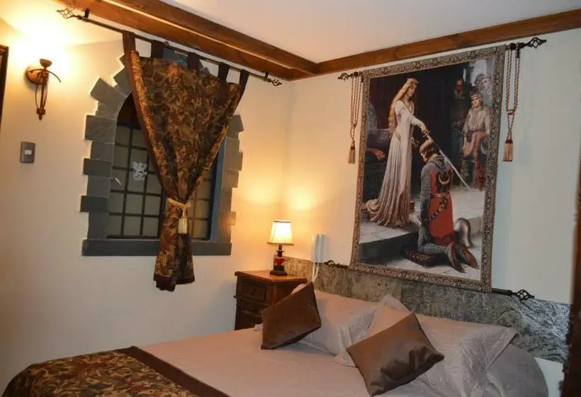 اتاق استاندارد, Castillo Medieval