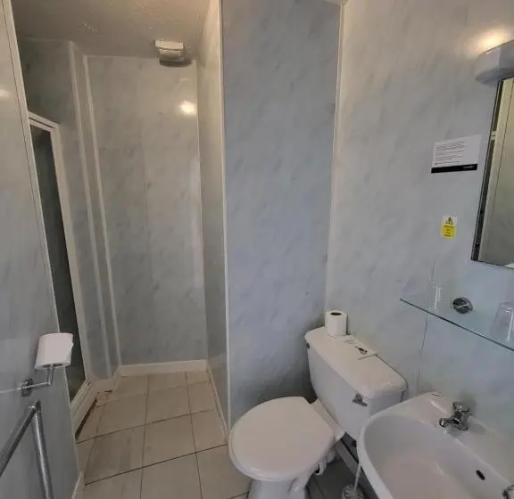 Triple Room Sea View, Cliffe Norton