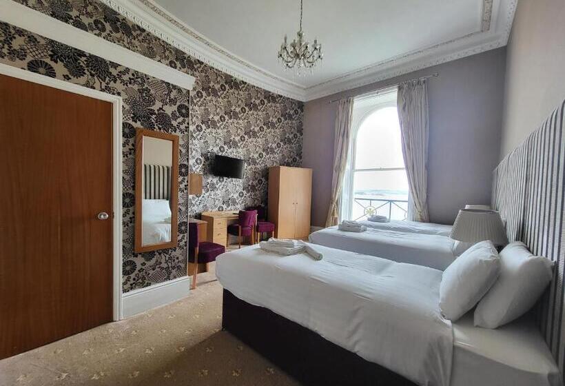 Triple Room Sea View, Cliffe Norton