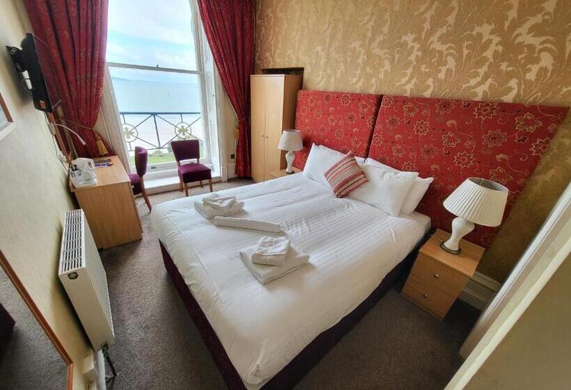 חדר משפחתי נוף לים, Cliffe Norton