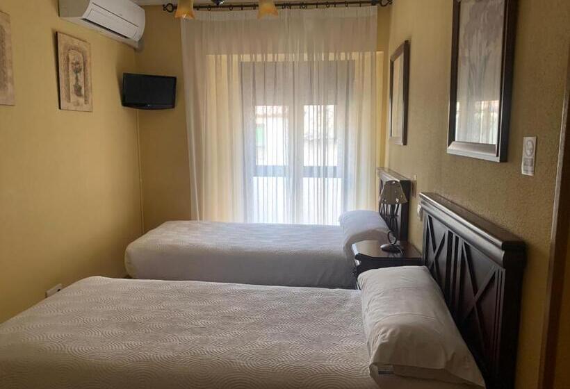 اتاق خانوادگی, Dc Mesones 21