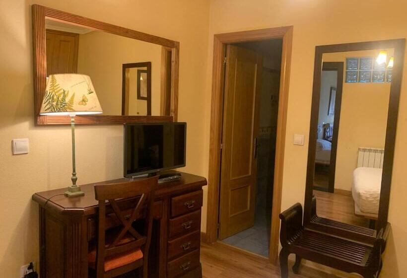 اتاق خانوادگی, Dc Mesones 21