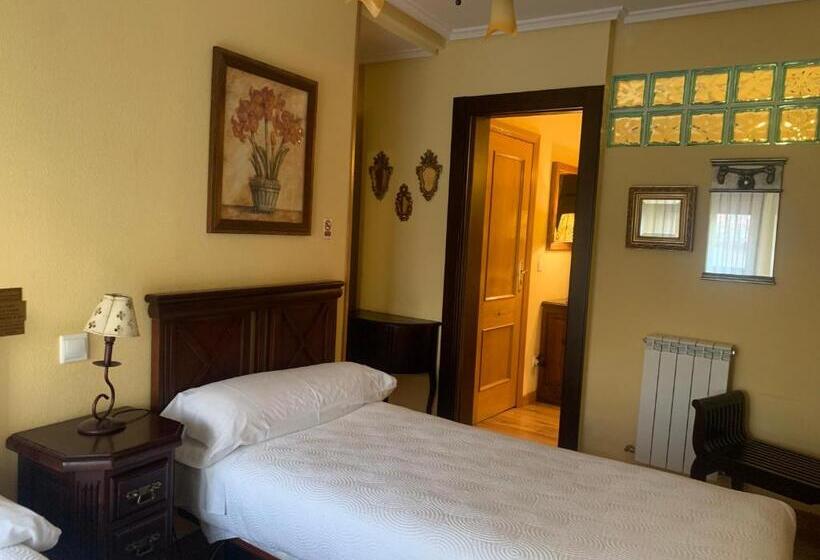 اتاق خانوادگی, Dc Mesones 21