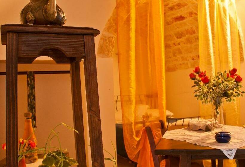 اتاق استاندارد یک نفره, Giardino Dei Trulli