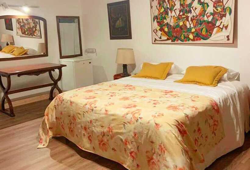 غرفة قياسية, La Castellana