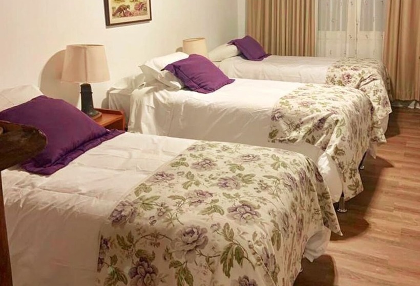 غرفة قياسية ثلاثية, La Castellana