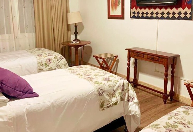 غرفة قياسية ثلاثية, La Castellana