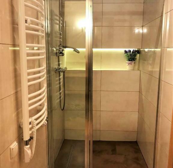 חדר סטנדרט לארבעה, Pensjonat Adria