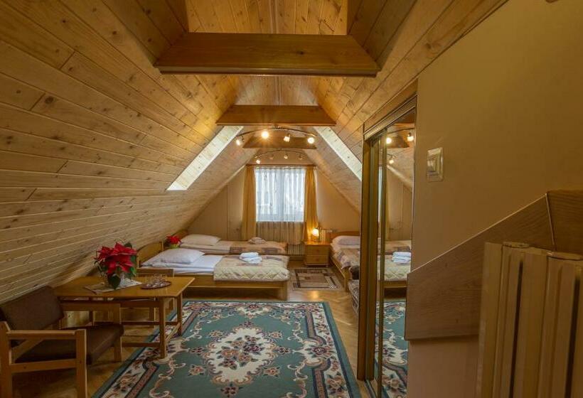 חדר סטנדרט לארבעה, Pensjonat Adria