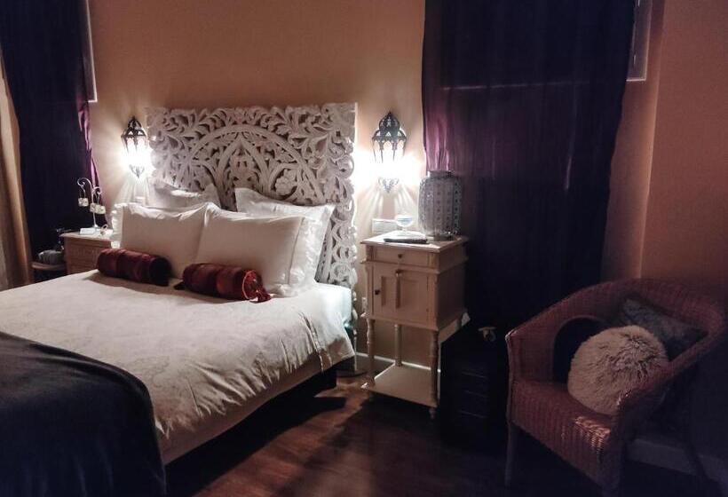 سوئیت جونیور با تراس, Insula Barataria