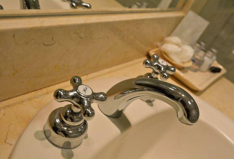 Люкс, Santa Cristina