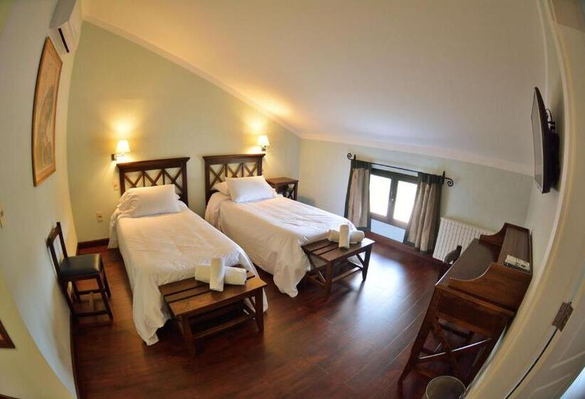 Семейный Номер, Santa Cristina