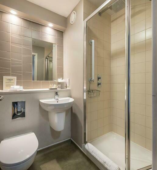 수피리어 룸, The Lodge