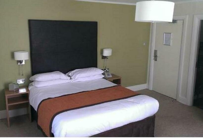 スタンダードルーム, Thomas Arms