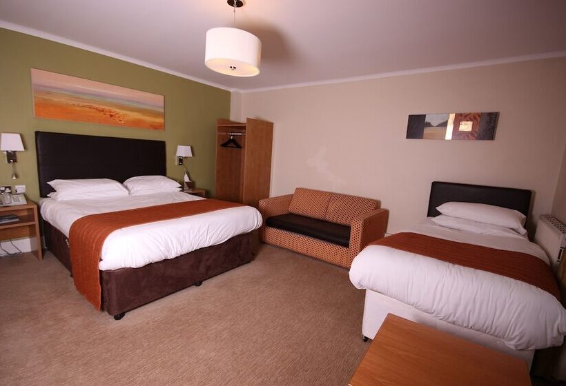 패밀리 룸, Thomas Arms