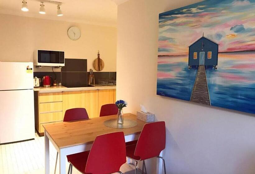 带2个卧室的公寓, Inner City Apartments