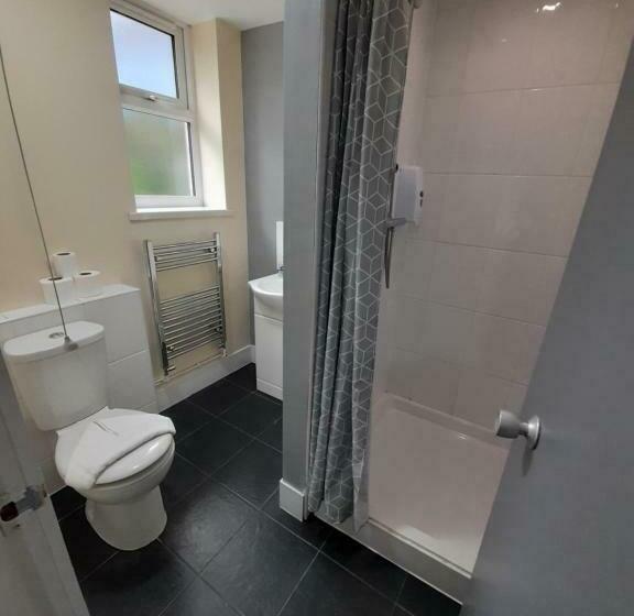 スタンダードルーム, Lymedale Suites Studios & Aparthotel In Newcastle Under Lyme & Stoke