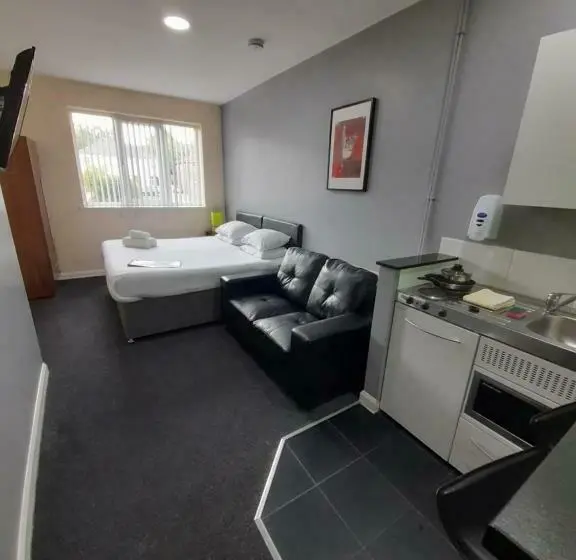 スタンダードルーム, Lymedale Suites Studios & Aparthotel In Newcastle Under Lyme & Stoke