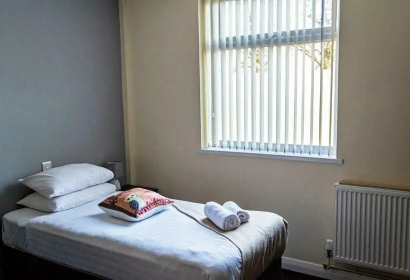 スタンダードシングルルーム, Lymedale Suites Studios & Aparthotel In Newcastle Under Lyme & Stoke