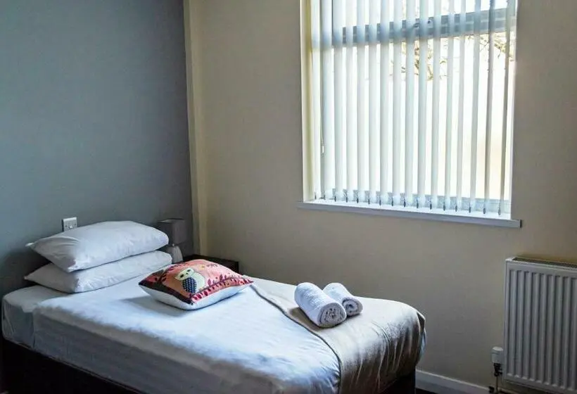 スタンダードシングルルーム, Lymedale Suites Studios & Aparthotel In Newcastle Under Lyme & Stoke