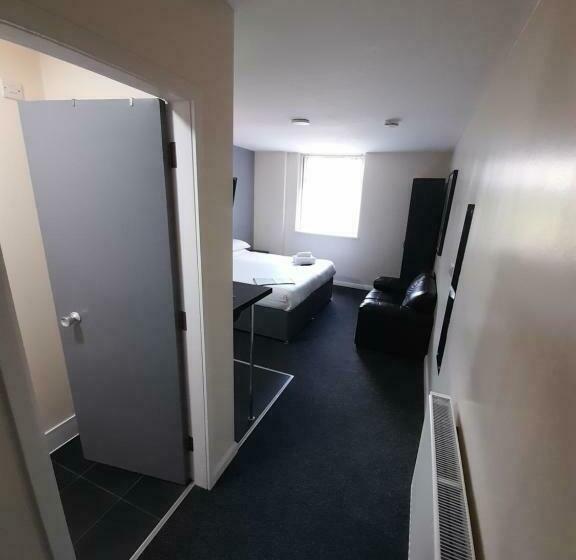 Номер Стандарт, Lymedale Suites Studios & Aparthotel In Newcastle Under Lyme & Stoke