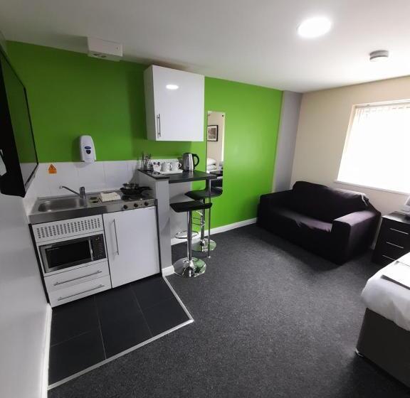 Трехместный Номер Superior, Lymedale Suites Studios & Aparthotel In Newcastle Under Lyme & Stoke