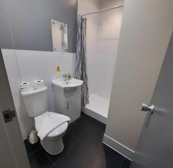 スーペリアトリプルルーム, Lymedale Suites Studios & Aparthotel In Newcastle Under Lyme & Stoke