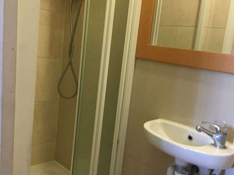 Семейный Номер, Stay In Kings Cross Flat D