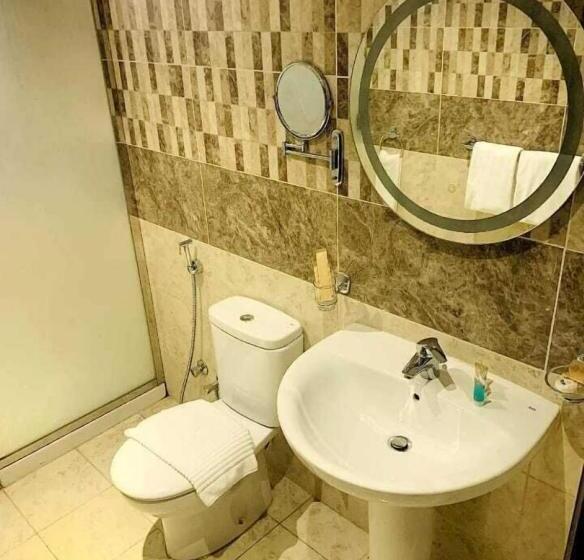 スタンダードルーム, ميلانا Milana