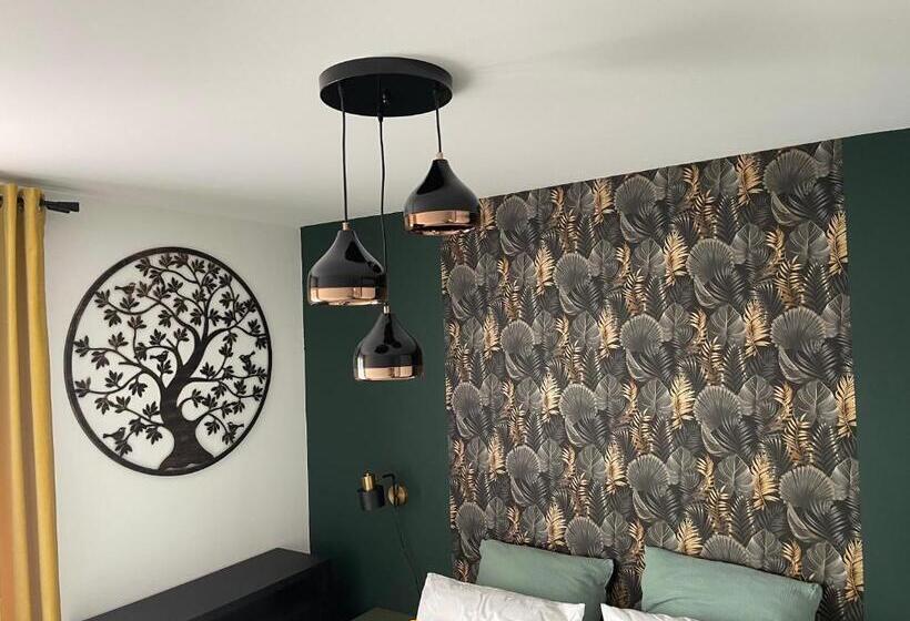 带大床的高级房间, Chambre D Hôte Chez Roberto Et Hervé