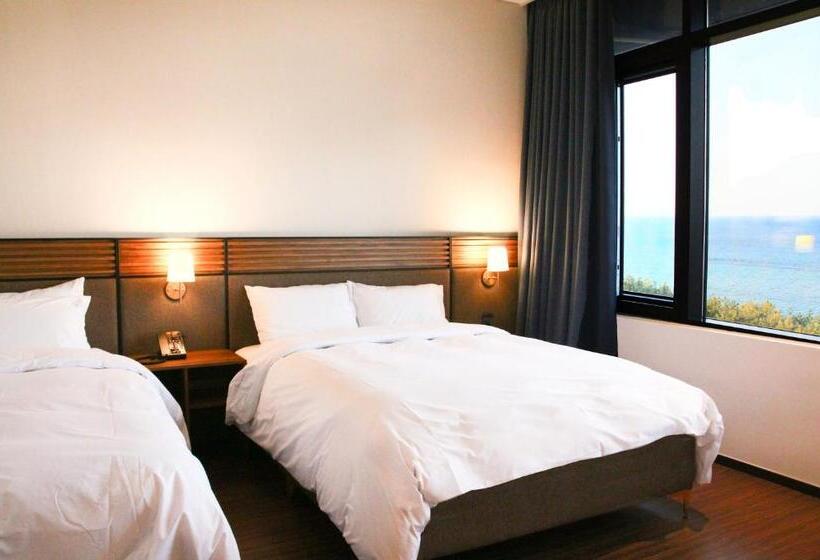바다 전망 디럭스 3인룸, Maple Beach Golf & Resort