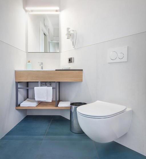 스탠다드 싱글 룸, Gabbiano Garda Lake Collection