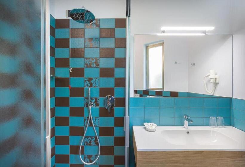 스탠다드 싱글 룸, Gabbiano Garda Lake Collection