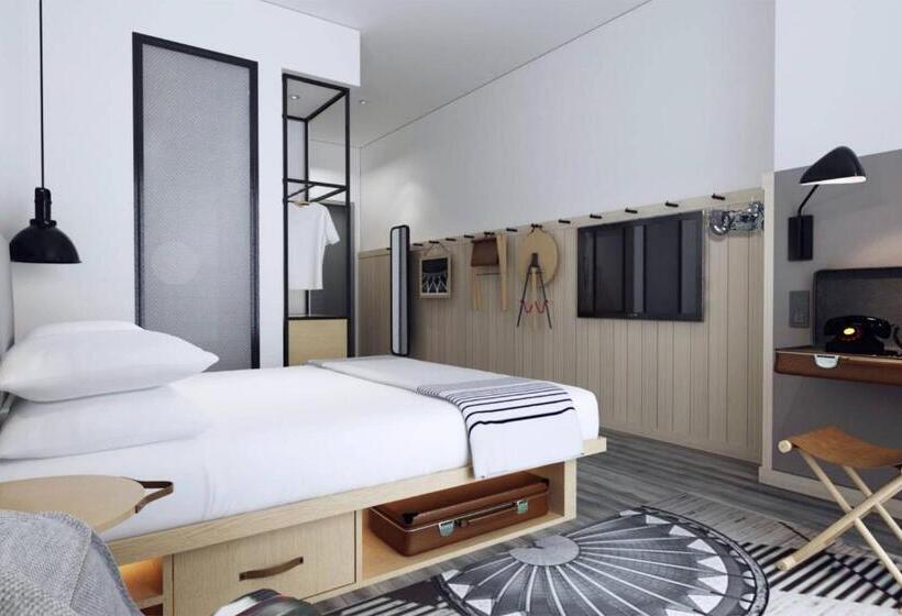 اتاق استاندارد با چشم‌انداز زمین, Moxy Putrajaya