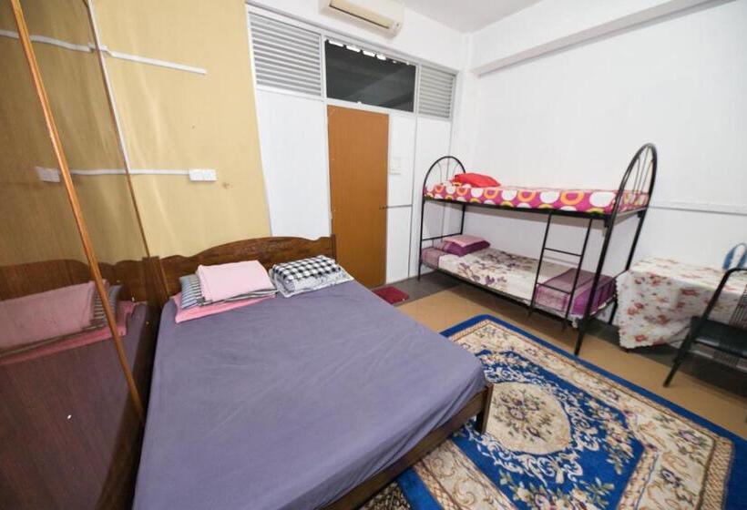 جناح إدارى, Oyo 90915 Ilham Villa