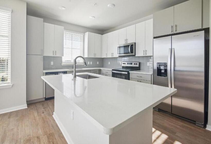 شقة غرفة واحدة, Rise Sereno Apartments By Barsala