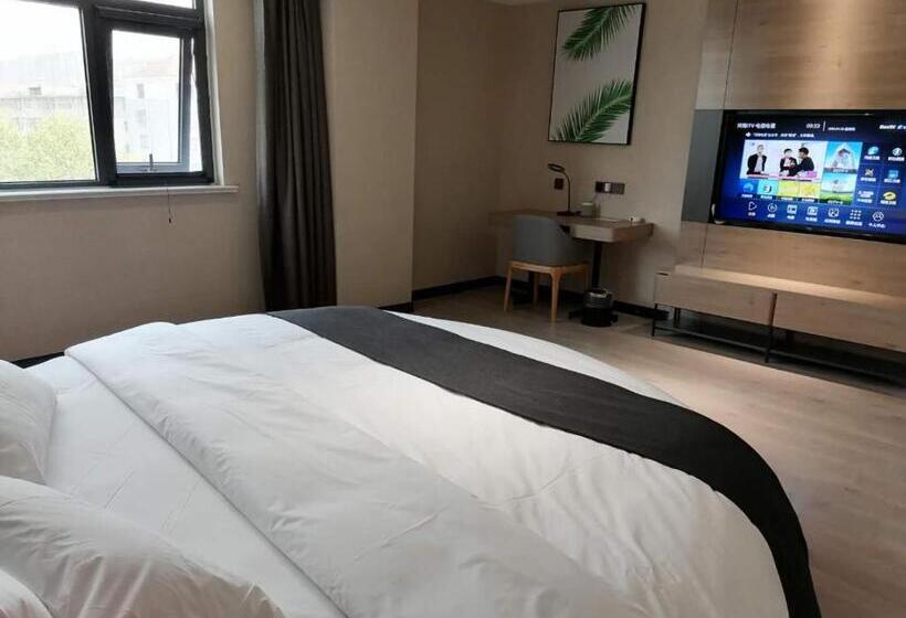 Romantic Room, Thank Inn Chain Hotel Shangqiu Yongcheng Jinbo Grand Plaza