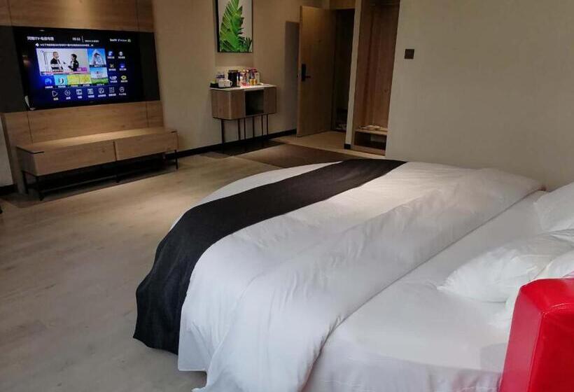 Romantic Room, Thank Inn Chain Hotel Shangqiu Yongcheng Jinbo Grand Plaza