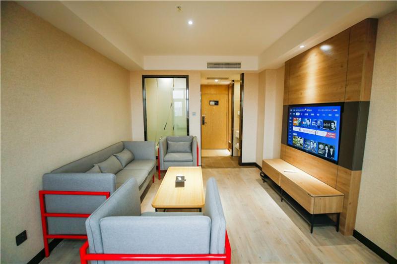 Президентский Люкс, Thank Inn Chain Hotel Shangqiu Yongcheng Jinbo Grand Plaza