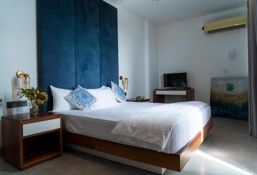 اتاق استاندارد با تخت بزرگ, Four Petals Inn